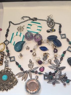 Mixed Womens Jewelry Set with Teal, Turquoise & Navy Accents And Craft Pieces